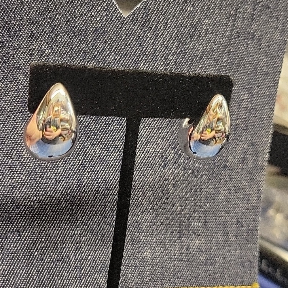 Puffy Earrings Stud 3/4" Silver Tone